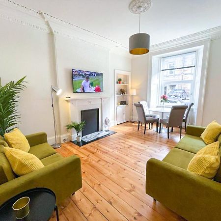 Desirable 2 Bed Apt Near Edinburgh Castle Apartment Exterior foto