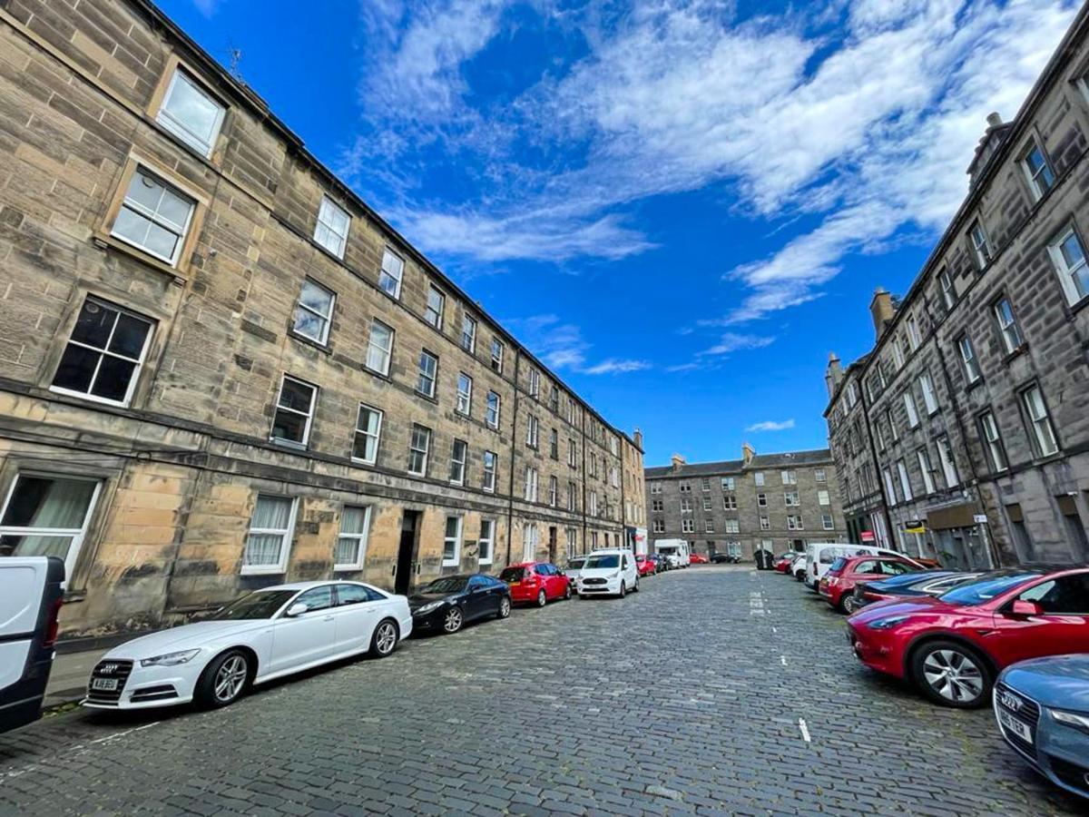 Desirable 2 Bed Apt Near Edinburgh Castle Apartment Exterior foto